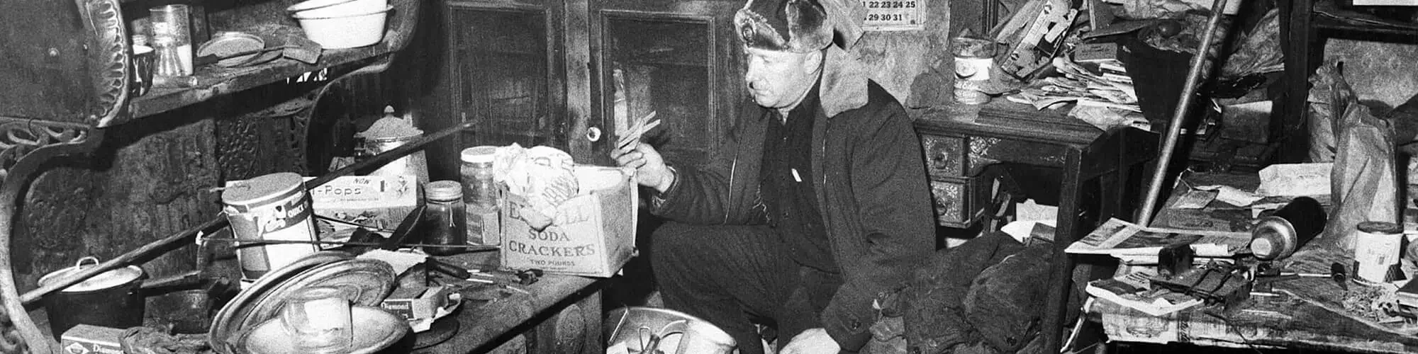 15 Photos Taken Inside Ed Gein's House of Horrors